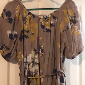 Bundle 2 for $22. 💝 Midi Sundress with pouf sleeves